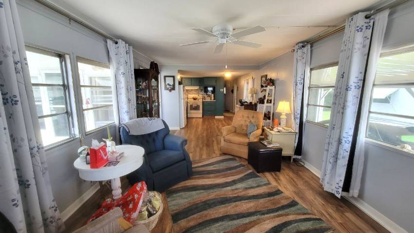 165 Juniper Drive West a Dundee, FL Mobile or Manufactured Home for Sale